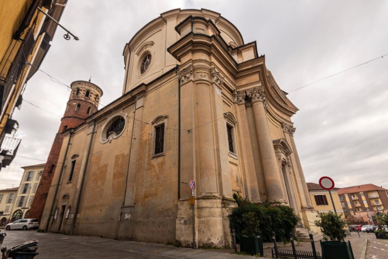 Domus Antiche Mura Asti Bagian luar foto