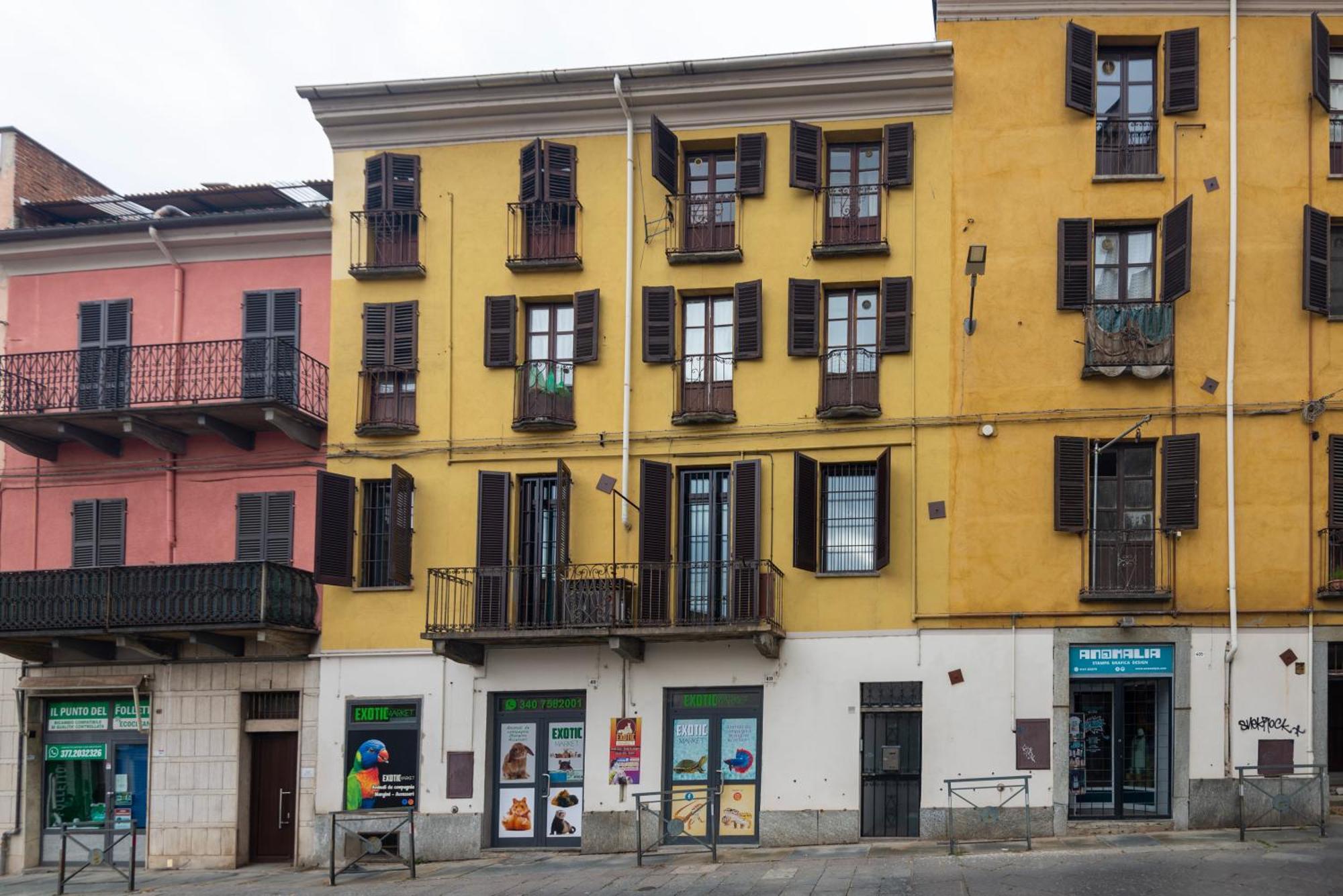 Domus Antiche Mura Asti Bagian luar foto